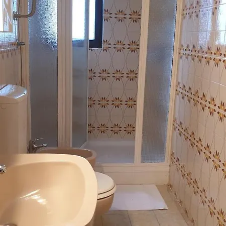 Simonov Zaliv Laguna 17 *