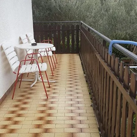 Simonov Zaliv Laguna 17 Daire *