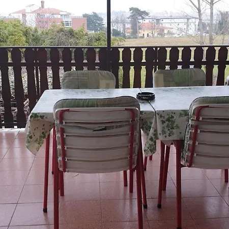 Simonov Zaliv Laguna 17 *