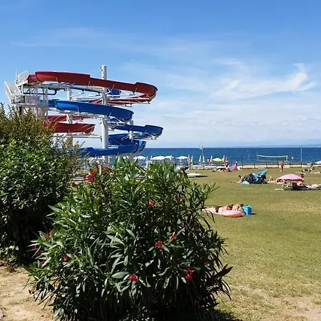 Simonov Zaliv Laguna 17 *