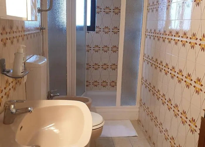 Simonov Zaliv Laguna 17 *